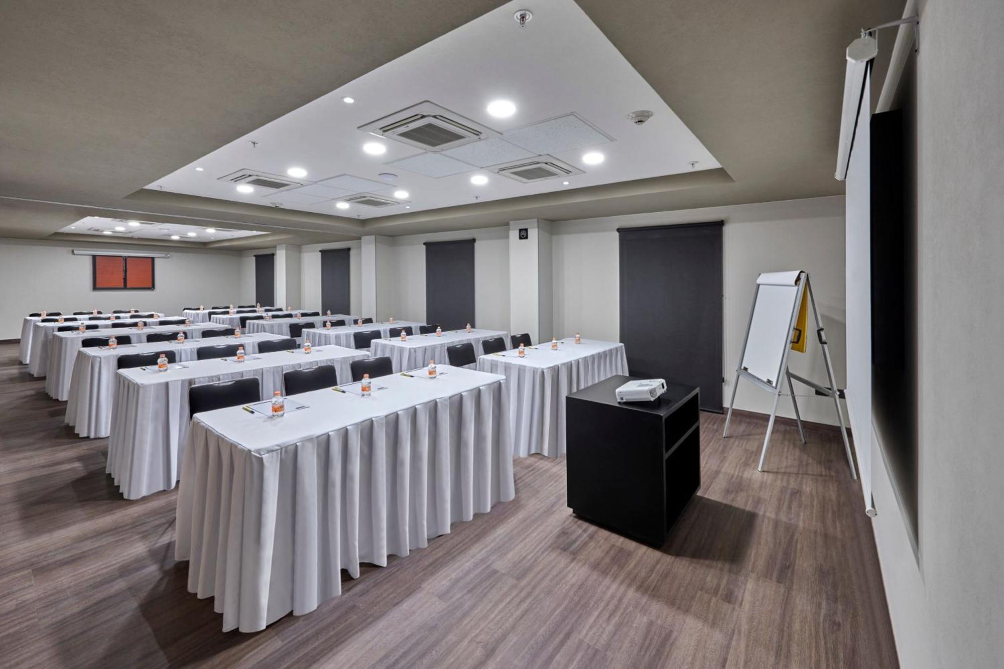 City Express By Marriott Tampico Altamira Miramar  Exterior photo